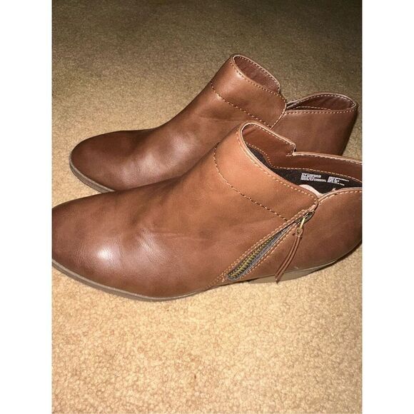BLACK FRIDAY $20 Ankle Boots Brown Zipper Bootie women size 9 NWT - Picture 4 of 6